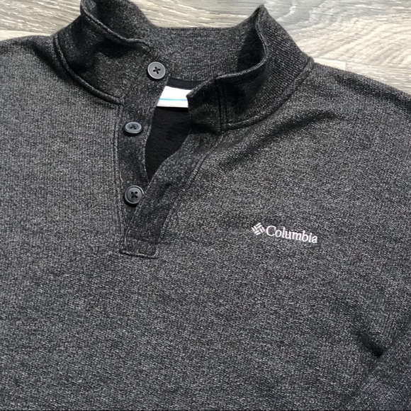 Columbia Pullover - Picture 2 of 3
